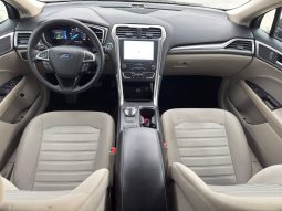 
										2020 Ford Fusion full									