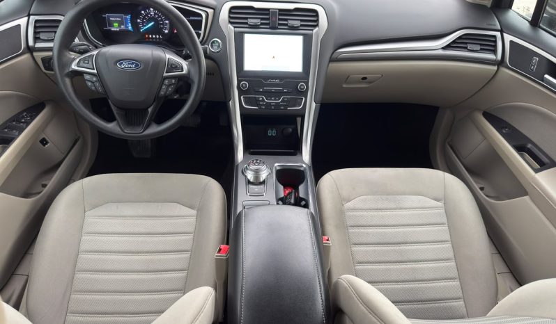
								2020 Ford Fusion full									