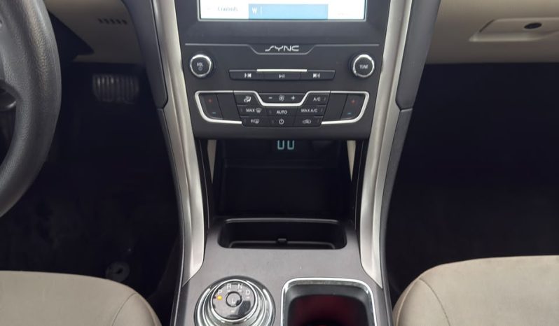 
								2020 Ford Fusion full									