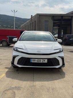 
										2025 Toyota Camry SE full									