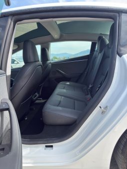 
										Tesla MODEL 3 full									