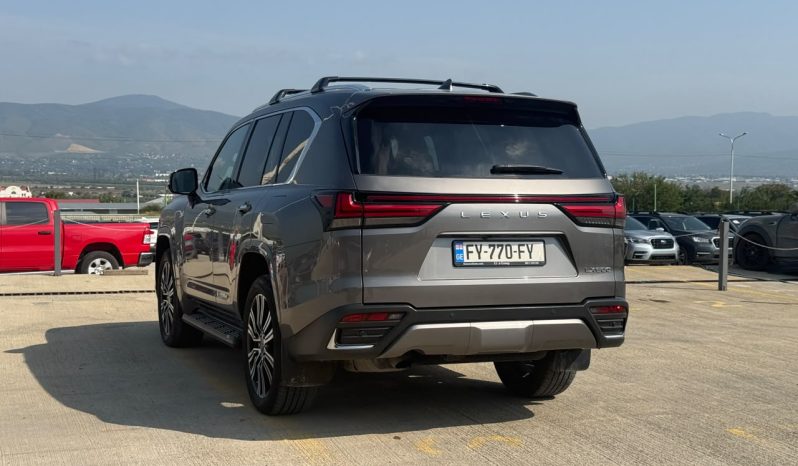 
								2022 Lexus LX, 600 Base full									