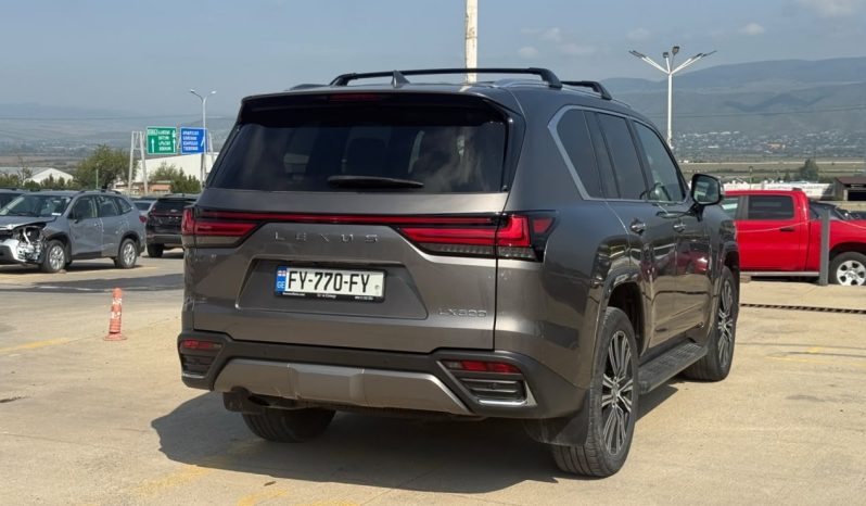 
								2022 Lexus LX, 600 Base full									