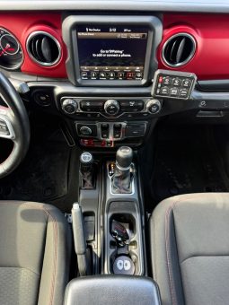 
										2021 Jeep Wrangler Rubicon full									