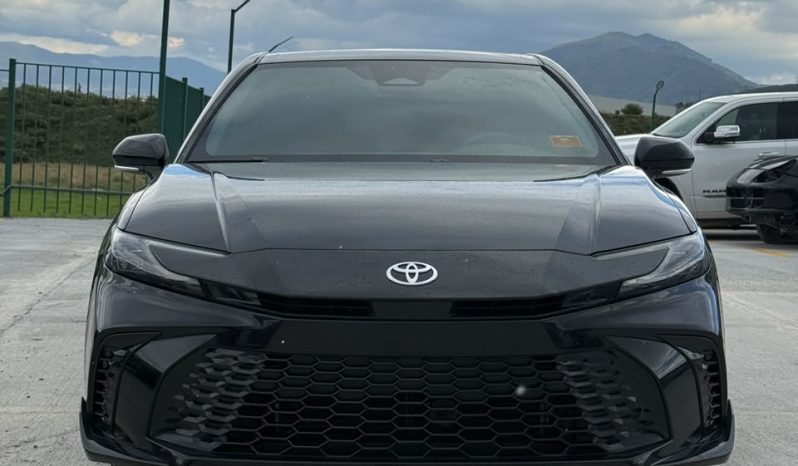 
								Toyota Camry full									