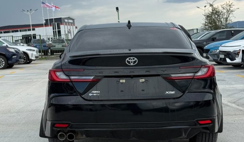 
								Toyota Camry full									