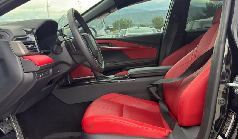 
								Toyota Camry full									