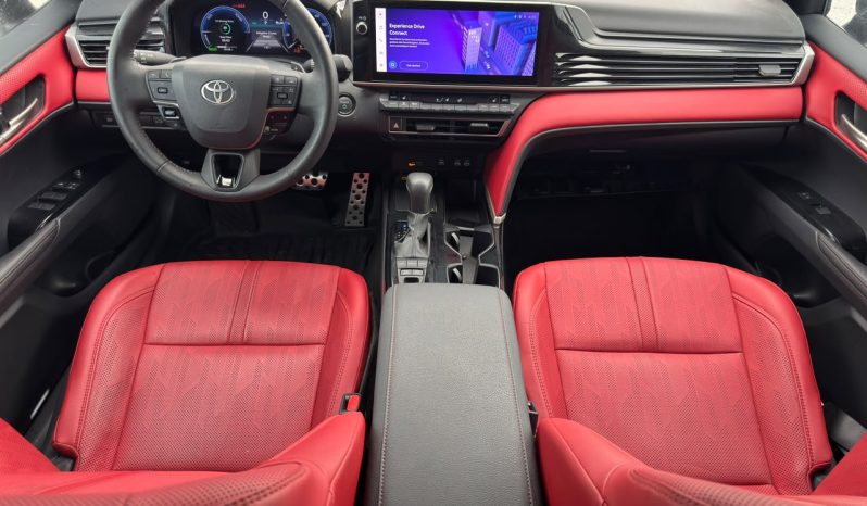 
								Toyota Camry full									