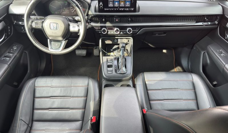 
								Honda CR-V Touring full									