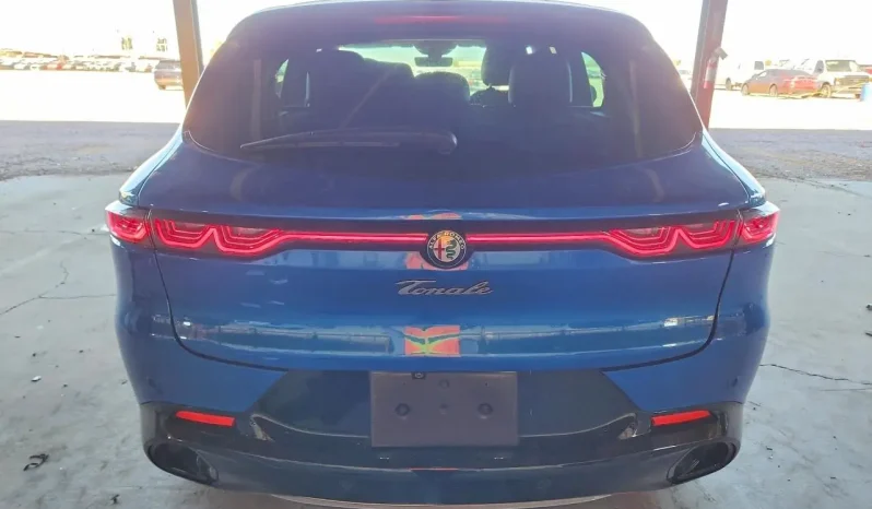 
								Alfa Romeo Tonale full									