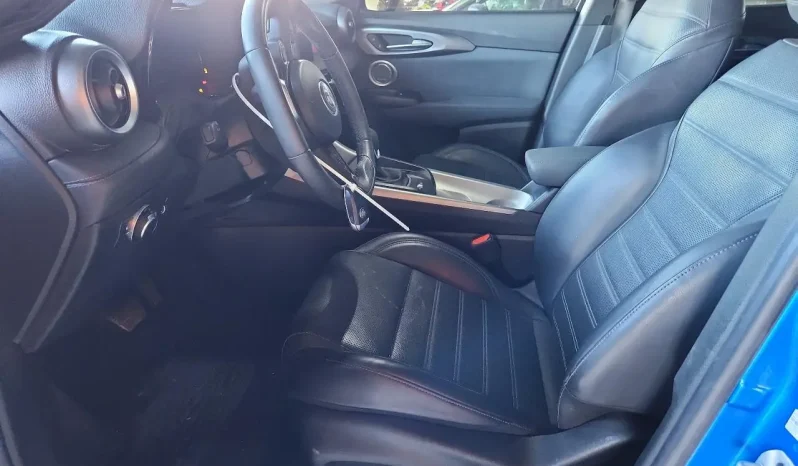 
								Alfa Romeo Tonale full									