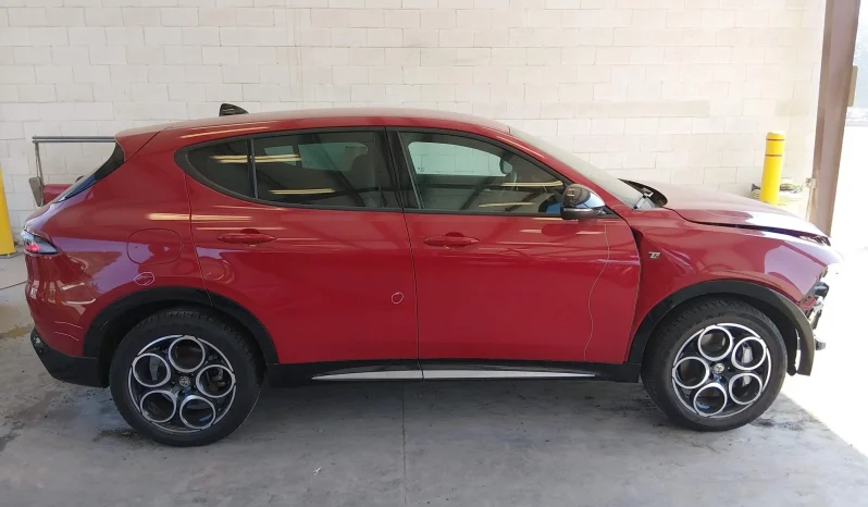 
								Alfa Romeo Tonale full									