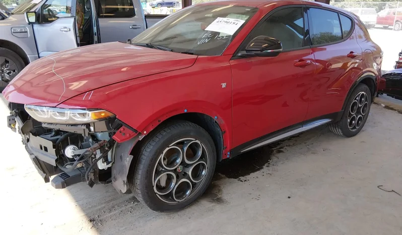 
								Alfa Romeo Tonale full									