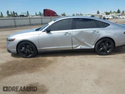 
										2025 Honda Accord Sport-L full									