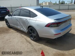 
										2025 Honda Accord Sport-L full									