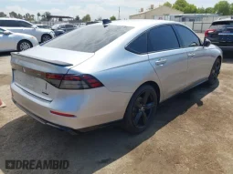
										2025 Honda Accord Sport-L full									