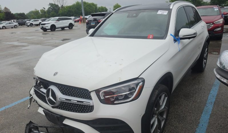 
								MERCEDES-BENZ GLC 300 full									