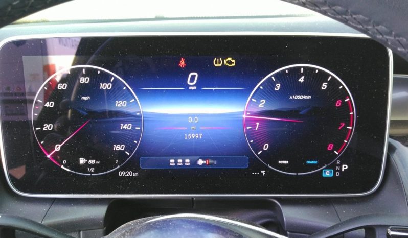 
								MERCEDES-BENZ GLC 300 full									