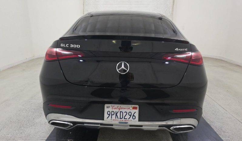 
								MERCEDES-BENZ GLC 300 full									