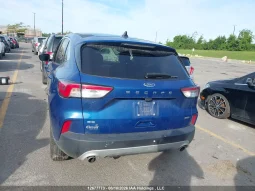 
										Ford Escape full									