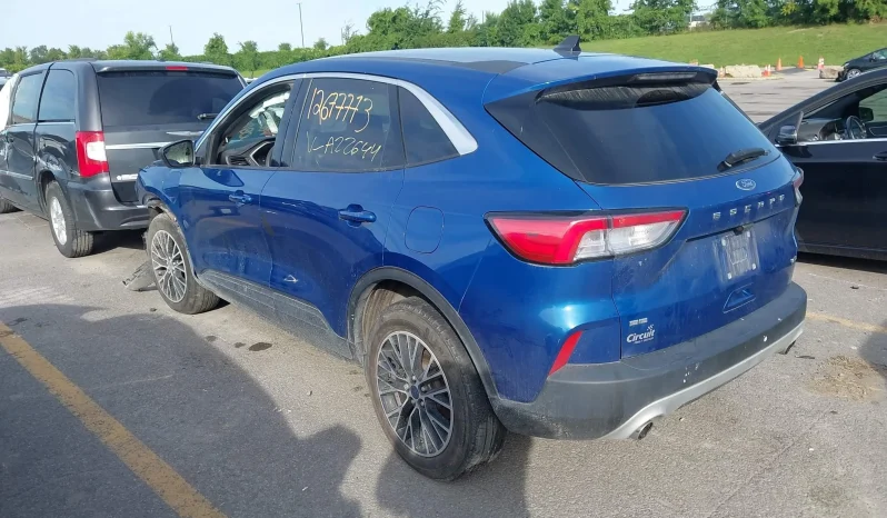 
								Ford Escape full									