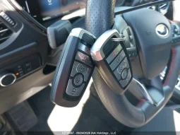 
										Ford Escape full									