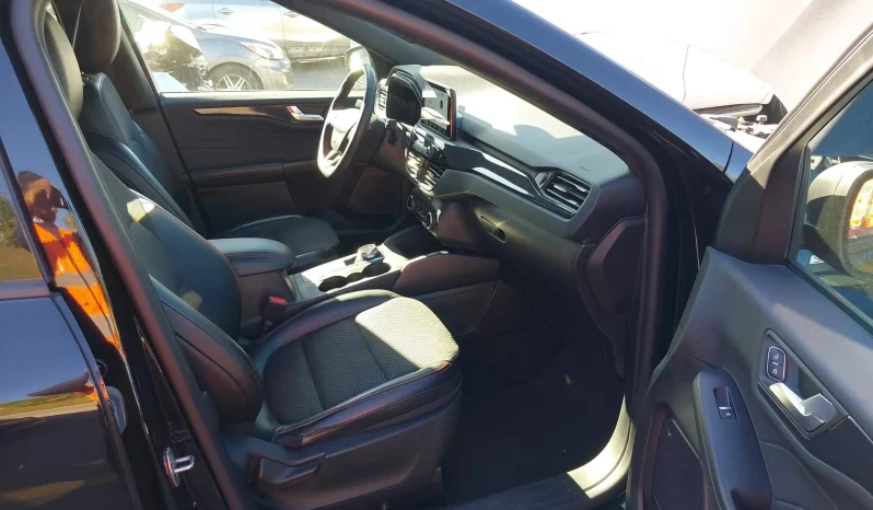 
								Ford Escape full									