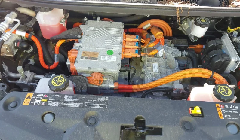 
								Chevrolet Bolt full									