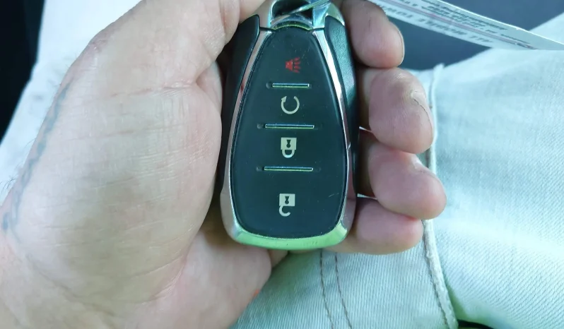 
								Chevrolet Bolt full									