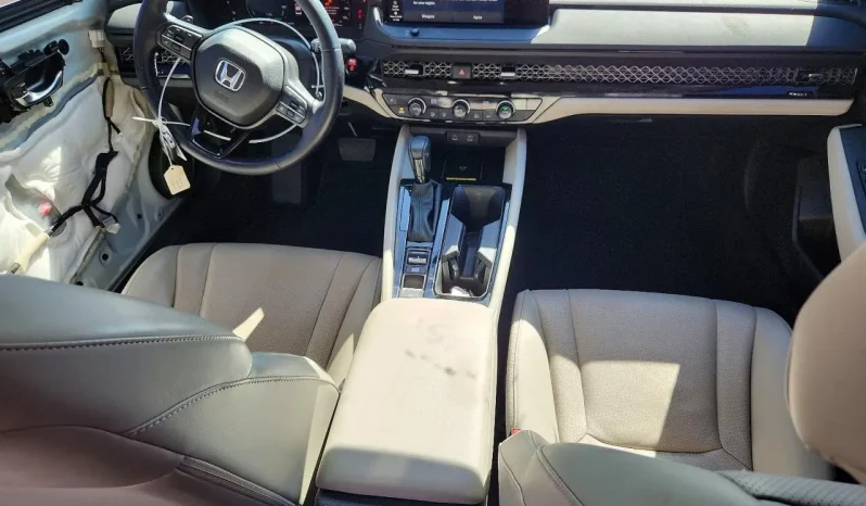 
								Honda Accord full									