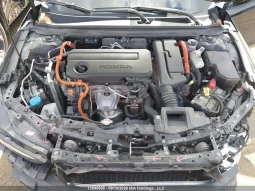 
										Honda Accord Hybrid full									