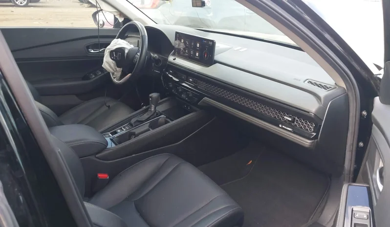 
								Honda Accord Hybrid full									