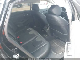 
										Honda Accord Hybrid full									