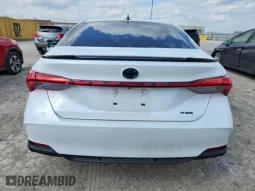 
										2022 Toyota Avalon Hybrid XSE Nightshade full									