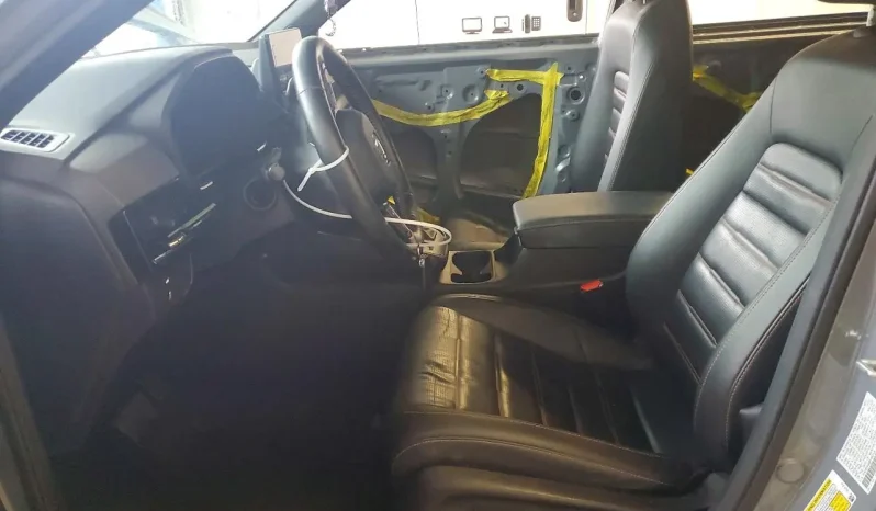 
								Honda CR-V Hybrid full									