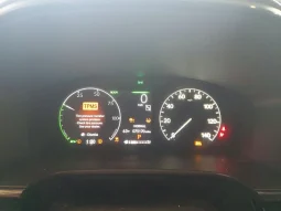 
										Honda CR-V Hybrid full									