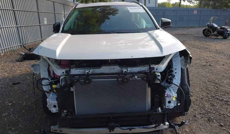 
								Toyota RAV4 full									