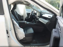 
										Toyota RAV4 full									