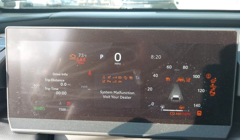 
								Toyota RAV4 full									