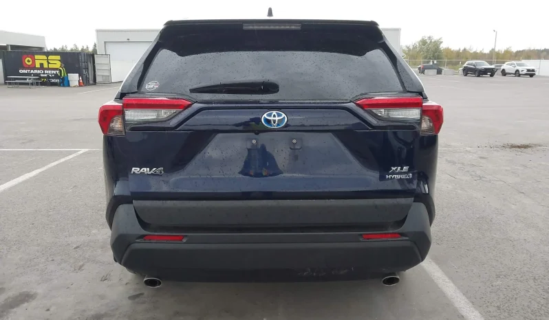 
								Toyota RAV4 full									
