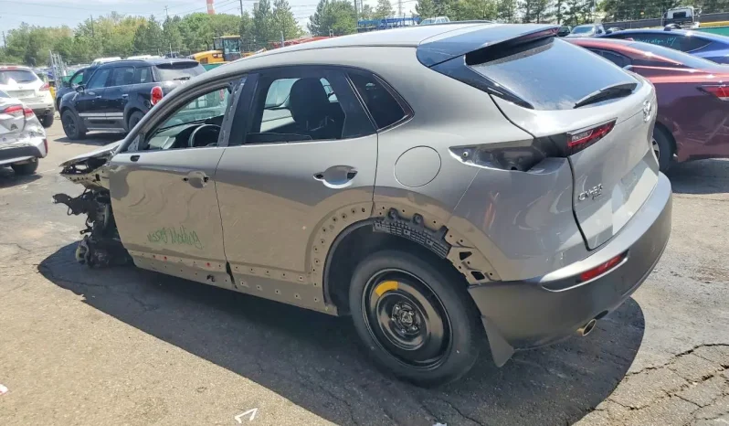 
								Mazda CX-30 full									