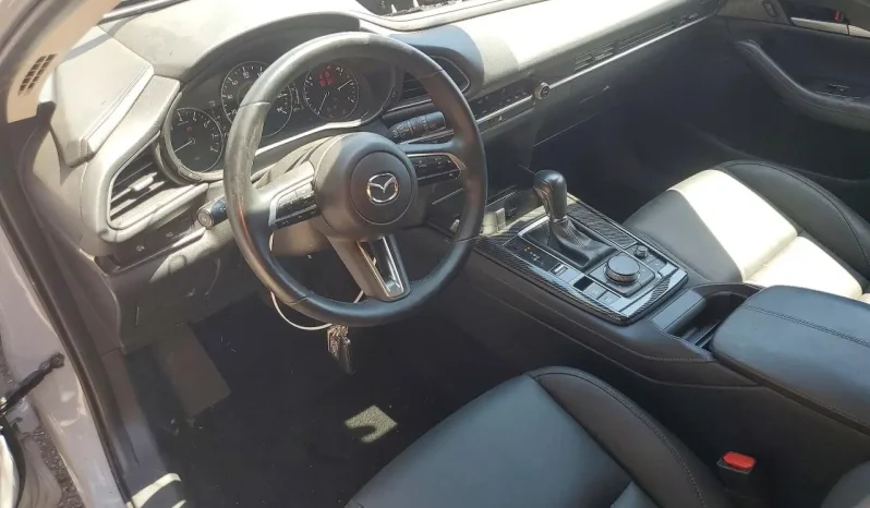 
								Mazda CX-30 full									