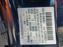
										Mazda CX-30 full									