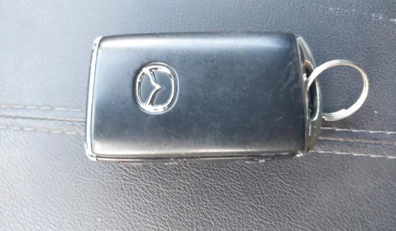 
								Mazda CX-30 full									