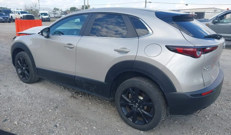 
								Mazda CX-30 full									
