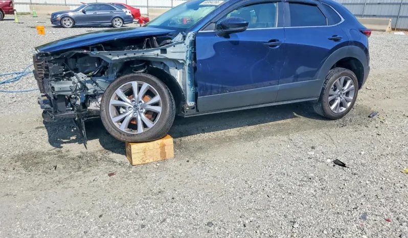 
								Mazda CX-30 full									