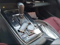 
										Mazda CX-30 full									