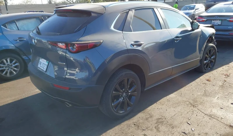 
								Mazda CX-30 full									