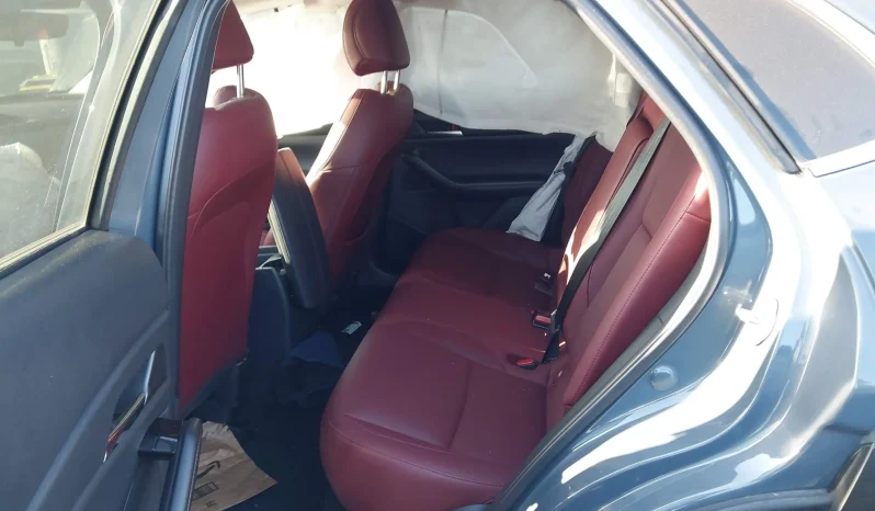 
								Mazda CX-30 full									