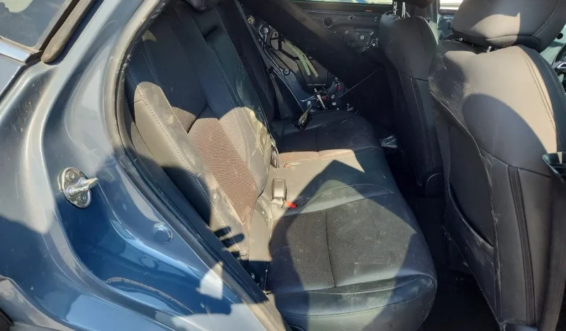 
								Mazda CX-30 full									